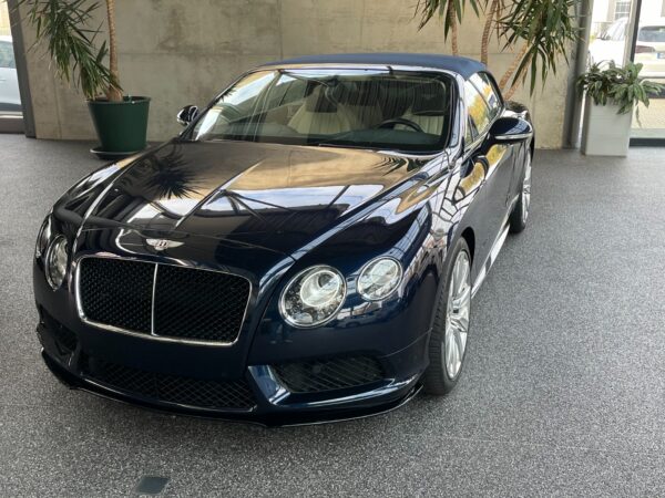 Bentley Continental GTC V8 S